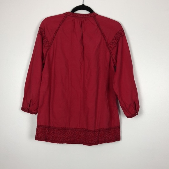 Madewell red pullover 3/4 sleeve tie V Neck embroidered design top Size Medium - Picture 7 of 8